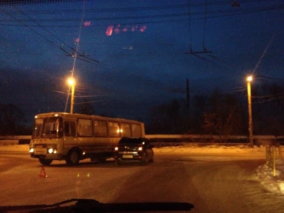 На Конева-Солнечной Паз врезался в «Рено»