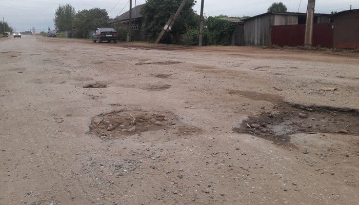 Названы шесть регионов с самыми плохими дорогами