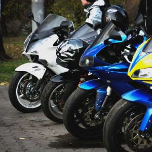 Сотня байкеров на улицах Кирова. Фоторепортаж