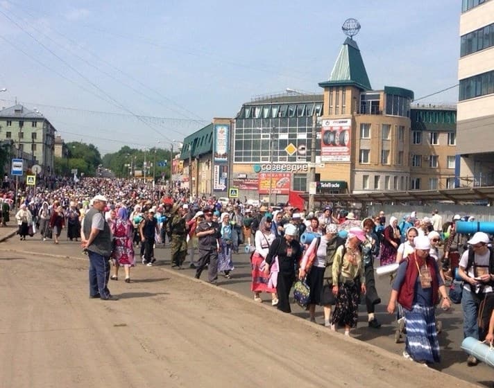 Движение в Кирове остановят из-за крестного хода