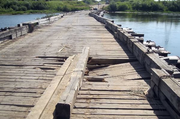 Ремонт понтонного моста через Чепцу. В 2013 году 34 миллиона рублей