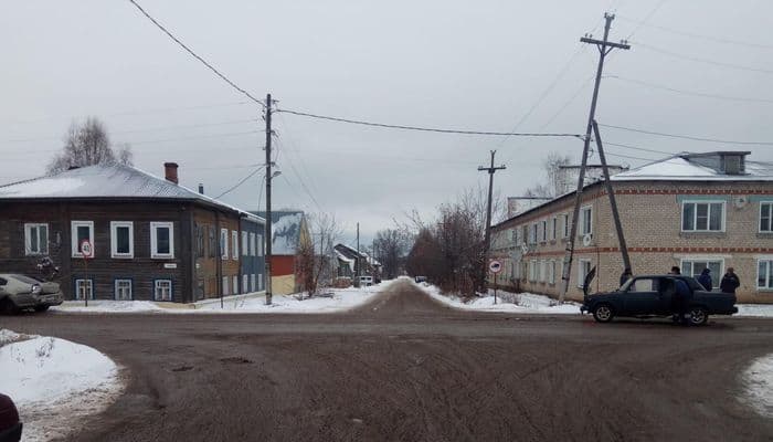 В Советске «семерка» столкнулась с «Митсубиши»