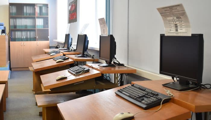 Как будет работать Кировская ГИБДД на Химическом в праздники