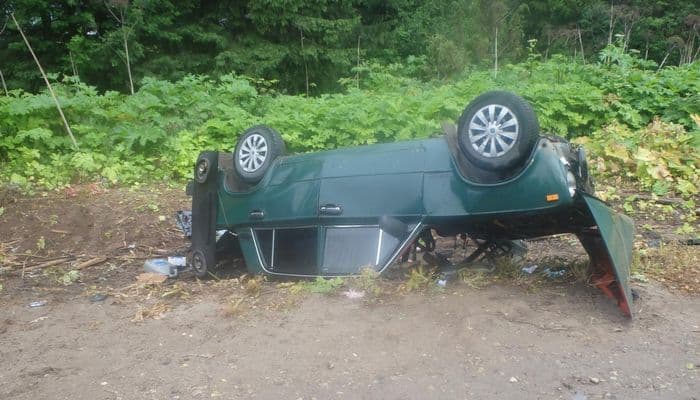 Пьяные ночные «покатушки» на «копейке» закончились травмами несовершеннолетнего