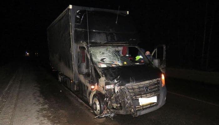 Летальное ДТП: в Котельничском районе пенсионер попал под колёса «Газельки»