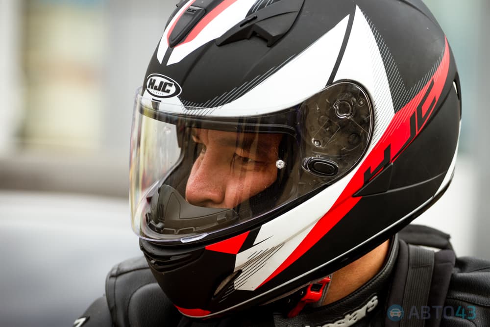 Рокочущая колонна проехала по Кирову – байкеры закрыли сезон