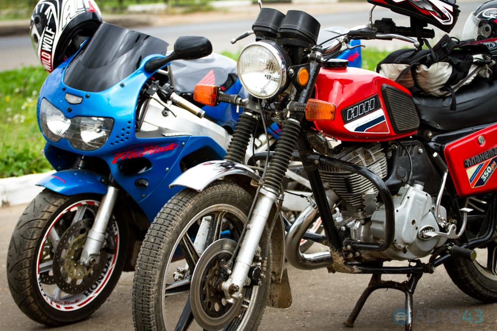 Рокочущая колонна проехала по Кирову – байкеры закрыли сезон