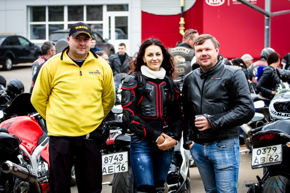 Рокочущая колонна проехала по Кирову – байкеры закрыли сезон