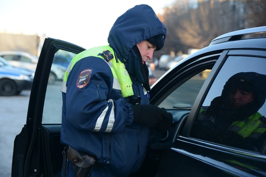 Сплошная или двойная сплошная: как наказывают за их пересечение и за что строже