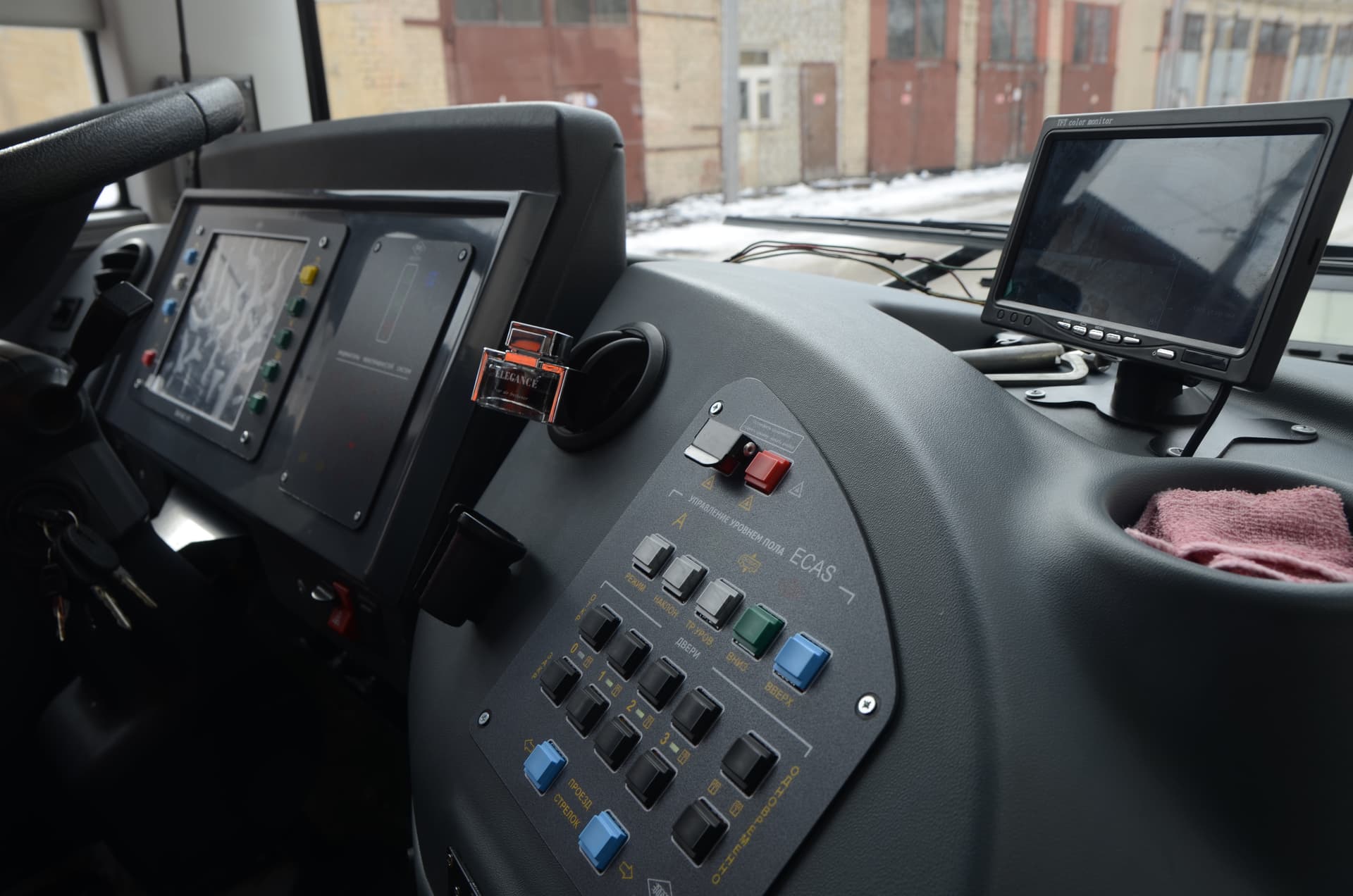 Троллейбус «Горожанин» с небольшими потерями доехал до Нововятска