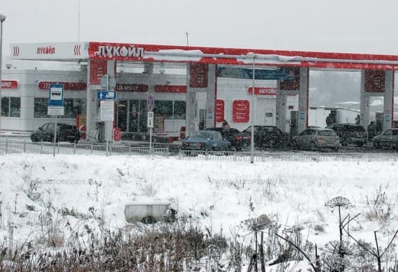 «Лукойл» повысил цены законно