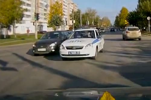 Авария на Лепсе с автомобилем ДПС: сотрудник нарушил ПДД