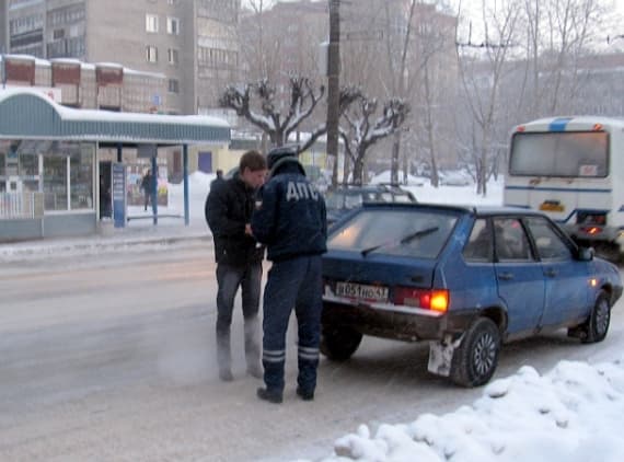 42 водителя заплатят штраф за нарушение безопасности пешеходов