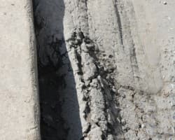 Новый кировский асфальт немного «поплыл»