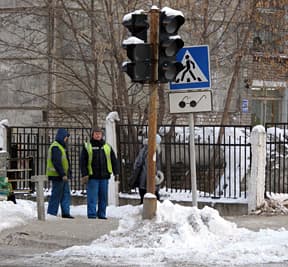 После гибели девочки на перекрестке установили светофоры