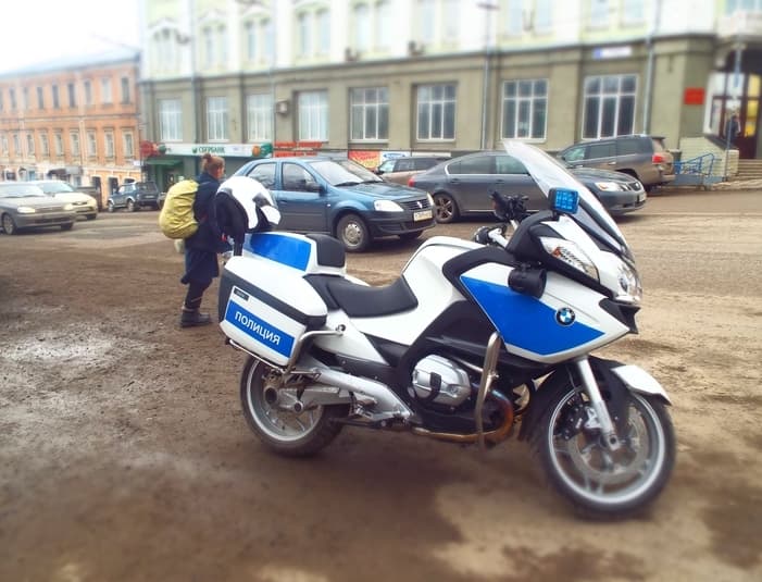Мотобат: «прохожие смотрят на мотоциклы BMW, как на игрушку»