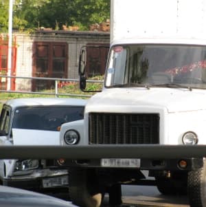 Зря строители не расширили перекресток Попова -Воровского