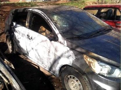 В одном дворе сгорели Solaris и ВАЗ-2114