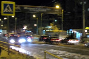 Дорога, «зебра», темнота... Как увидеть пешехода?