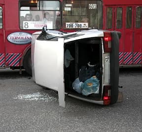 ДТП в выходные: несколько перевернутых автомобилей