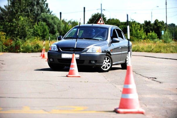 ГИБДД проверила большую часть кировских автошкол 
