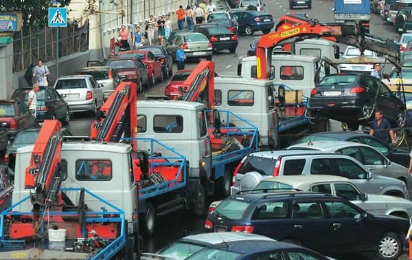 Со штрафстоянки машины смогут забрать не только владельцы