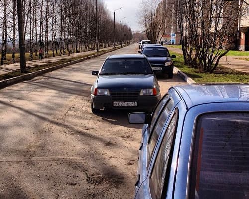 #парковка43: тройка номинантов премии «Я паркуюсь, как...»