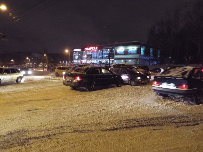 За один день в Кирове произошло почти 100 ДТП