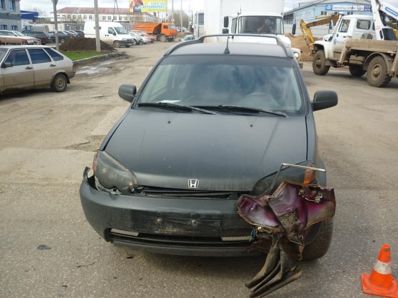 На Базовой «четверка» столкнулась с «Хондой»