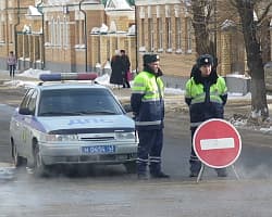 Как Киров встретил высоких гостей?