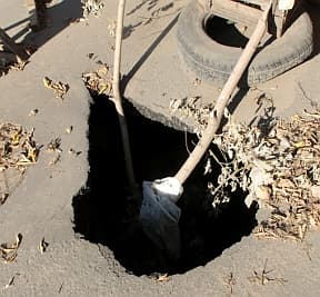 Асфальт провалился. Улицу Блюхера вновь придется ремонтировать