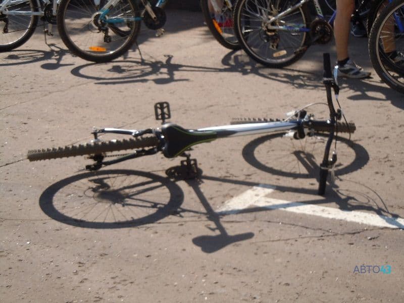 Пьяный водитель на иномарке сбил ребенка