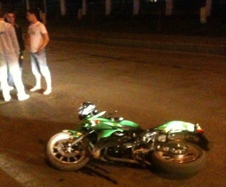 У «Росинки» мотоциклистка врезалась в «Тойоту»