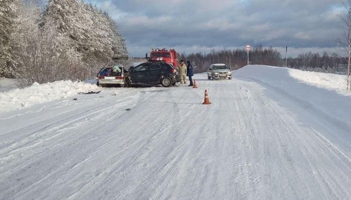 Подробности смертельного ДТП в Белой Холунице: столкнулись две легковушки