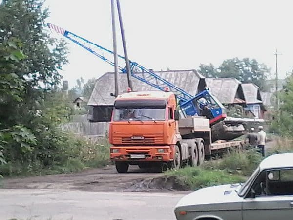 В Омутнинске кран «КЧУС» упал на линию электропередач
