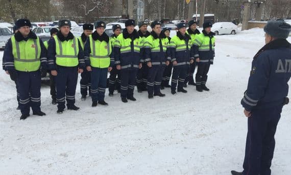 В день автомобилиста ГИБДД будет усиленно проверять кировских водителей