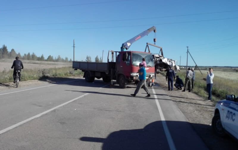 В Советском районе столкнулись ВАЗ и "Волга": есть погибшие