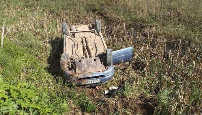 Пьяный водитель на «Калине» улетел в кювет»