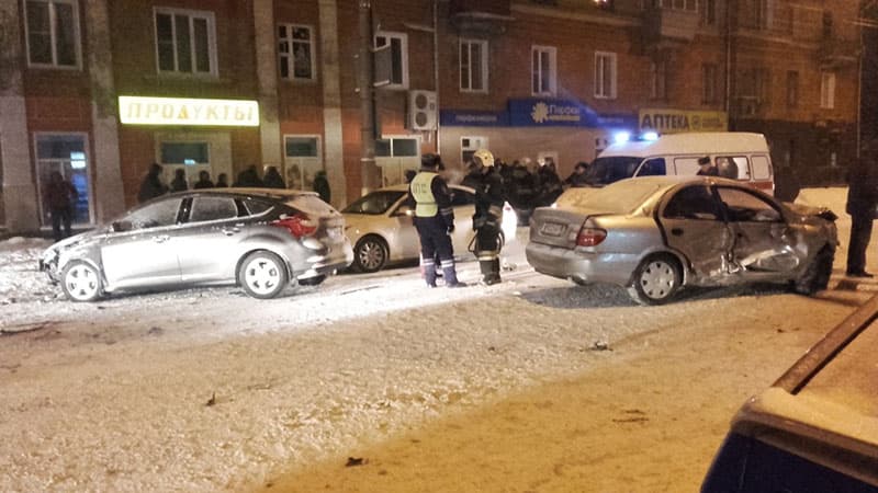 Жуткое ДТП в Кирове: 2 человека погибли, 5 получили травмы