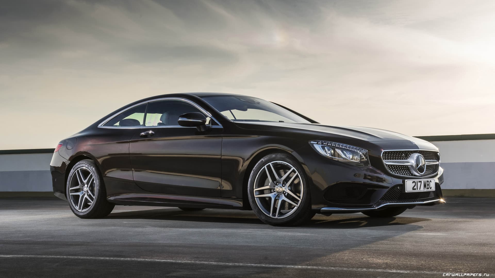 Машины замов губернатора: бескомпромиссное «лакшери»