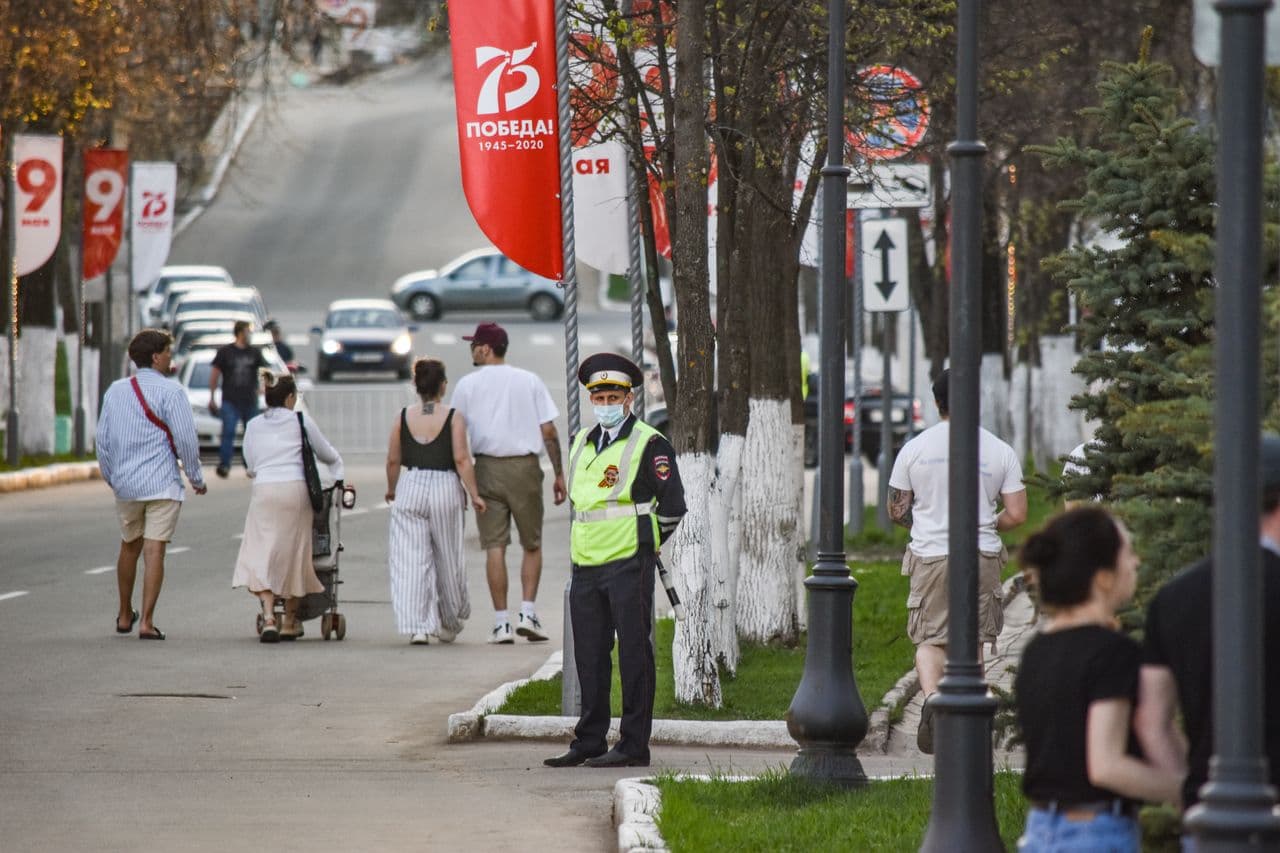 С 7 мая на некоторых улицах Кирова запретят стоянку и движение транспорта 