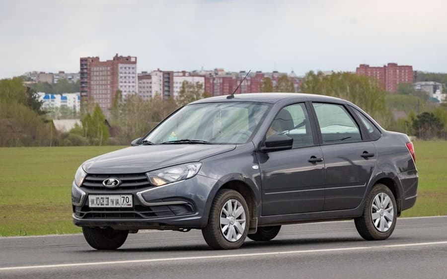 «Гранты» начнут красить в два новых цвета «металлик»