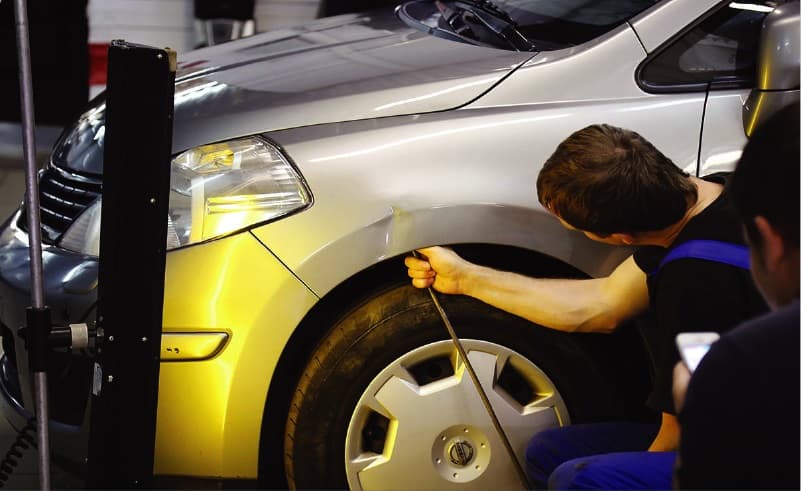 Как отремонтировать вмятины на автомобиле, не прибегая к покраске?