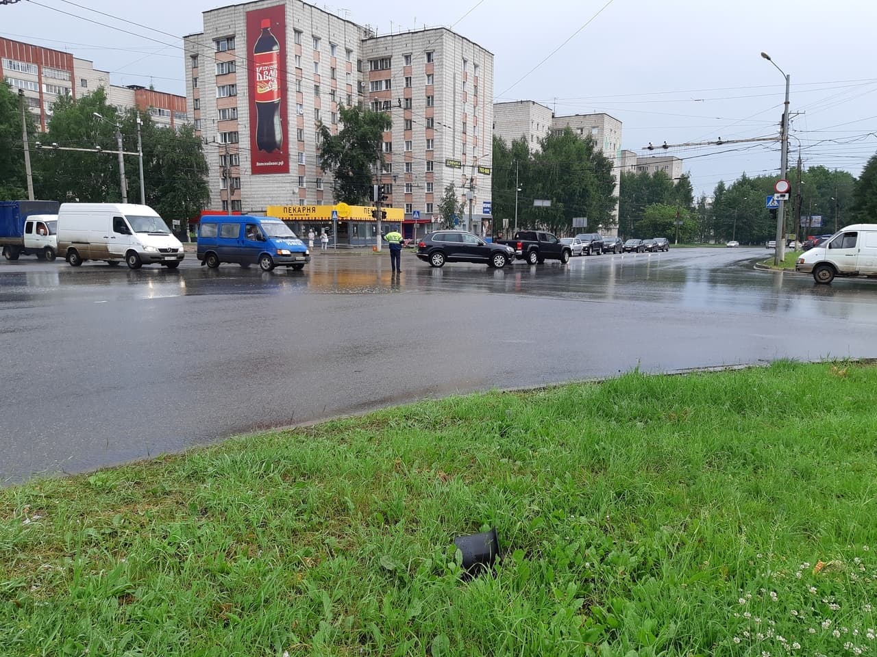 Известны причины поломки светофора на перекрестке Воровского и Производственной