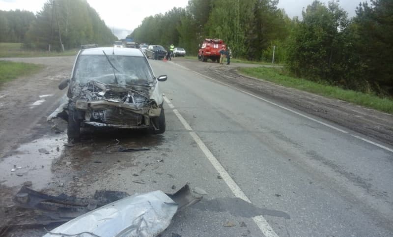 На трассе Оричи — Стрижи столкнулись 3 автомобиля