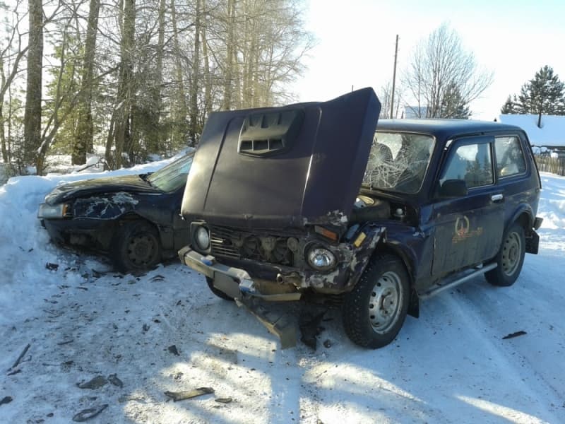 На узкой дороге «Нива» противостояла Audi