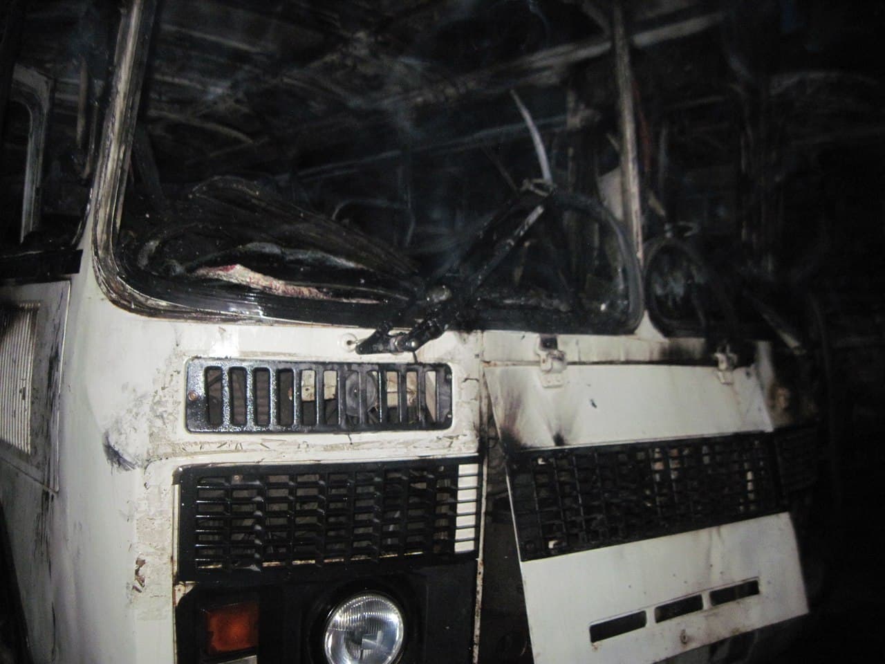 В Кирове 2 автобуса сгорели в ночь на 17 июля
