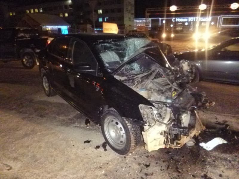 В столкновении с автобусом у «Простора» погиб водитель Volkswagen Polo