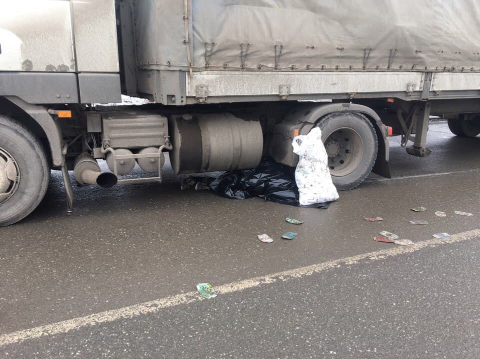 В Кирове на Щорса фура переехала мужчину