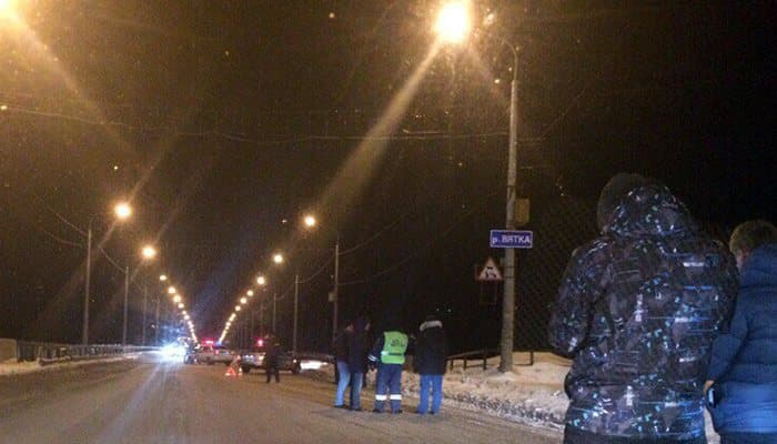 Авария с машиной ДПС: полицейские оказали пешеходу первую помощь